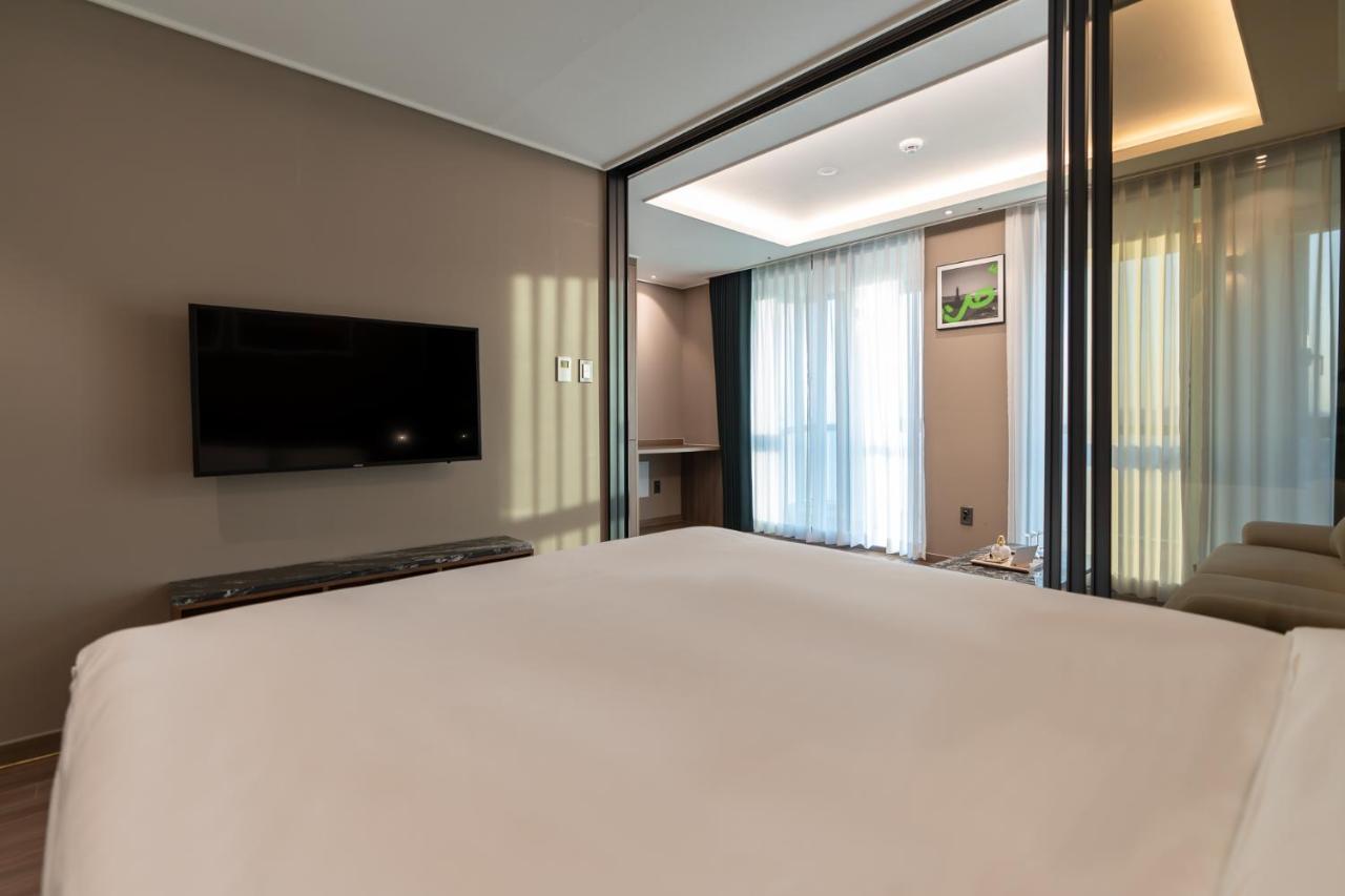 D Ov Haeundae Hotel بوسان المظهر الخارجي الصورة