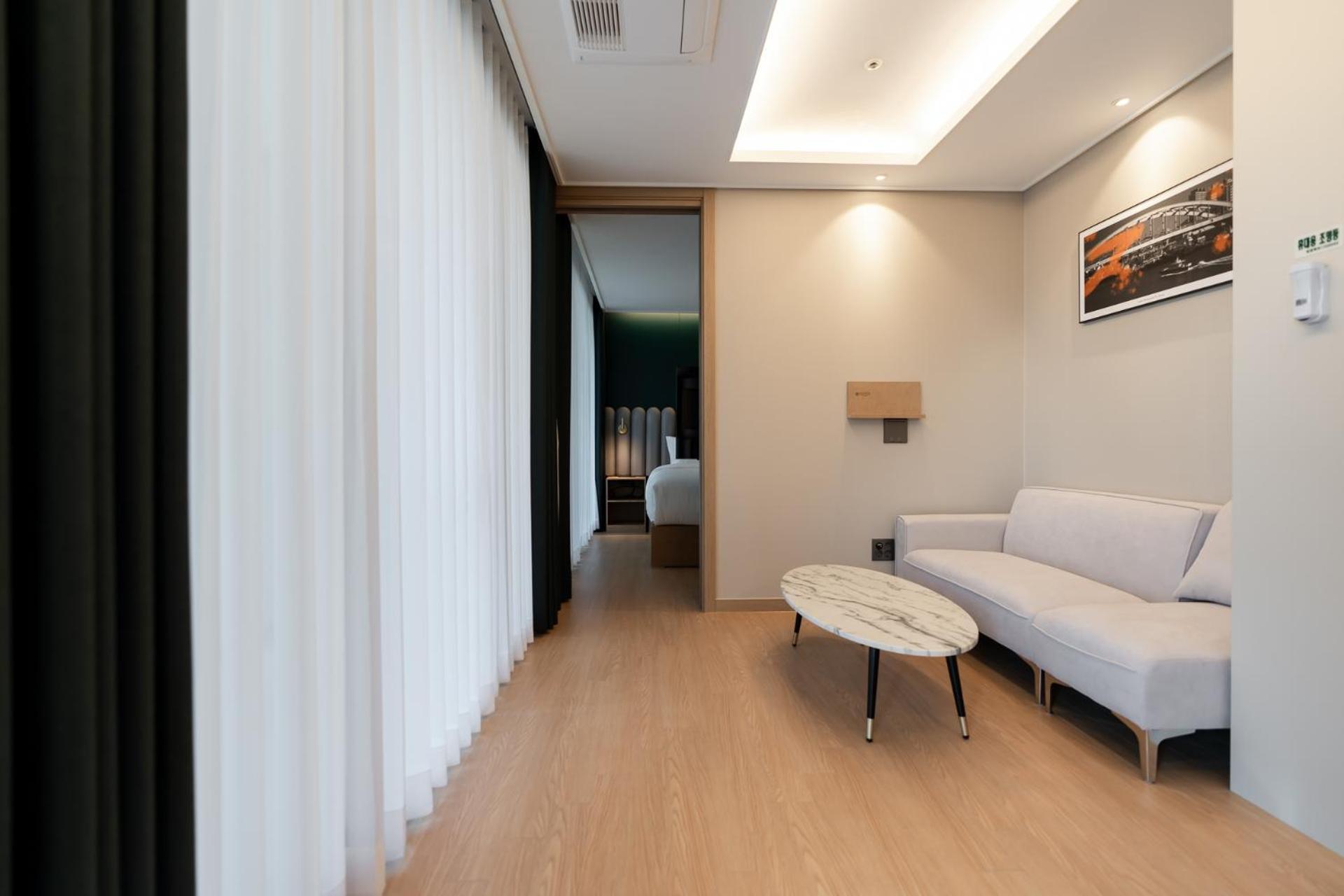 D Ov Haeundae Hotel بوسان المظهر الخارجي الصورة